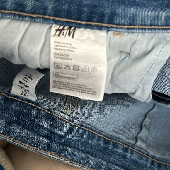 H&M Denim Mini Skirt sz 10 - Picture 8 of 8